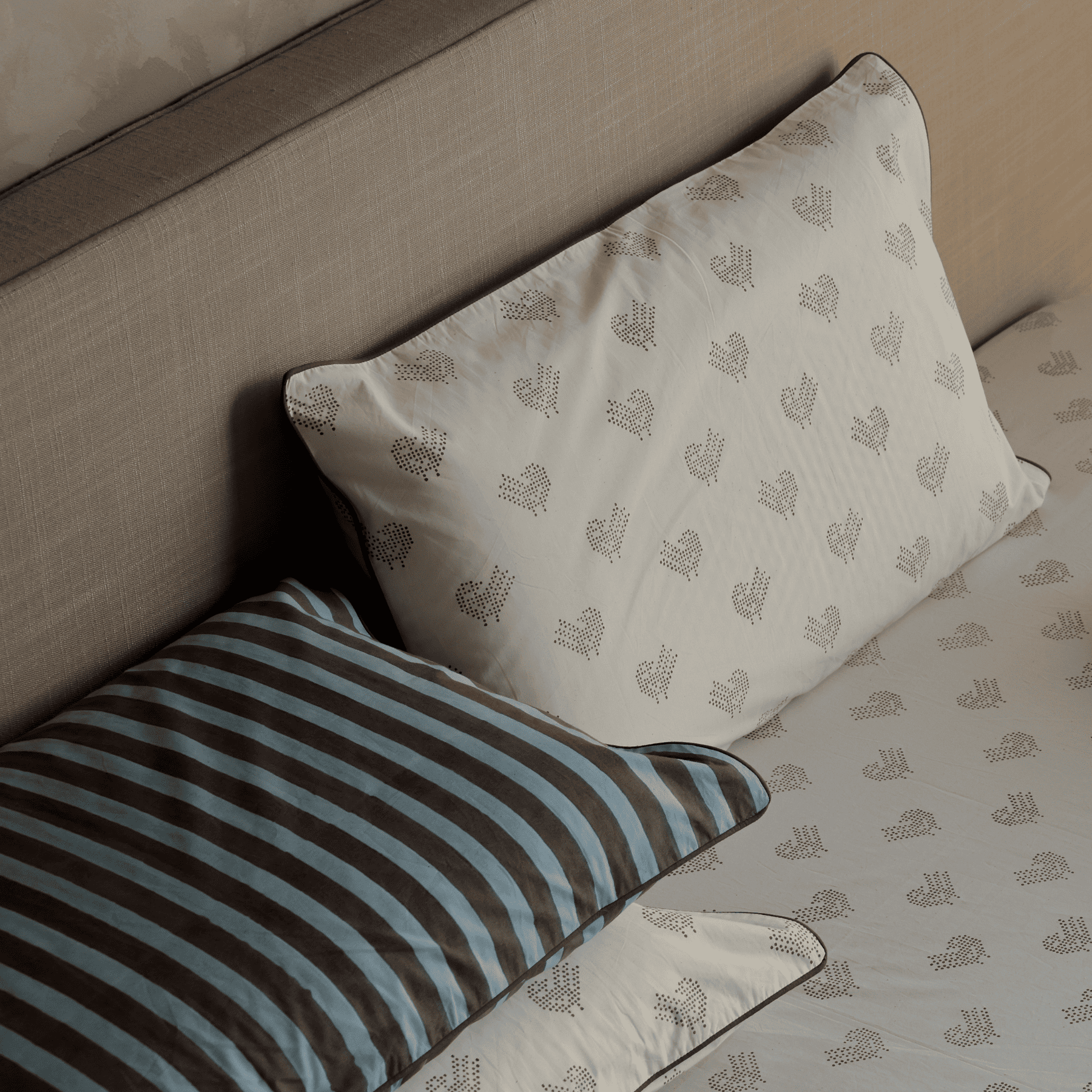 Brown Sparrow Block Printed Percale Bedsheet Set