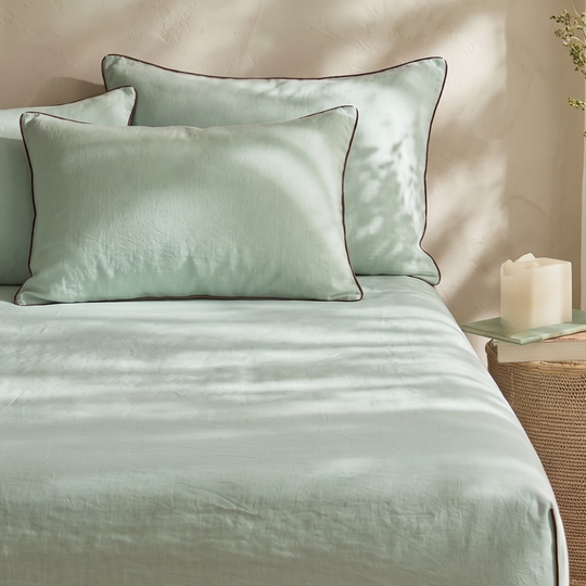 Mint Green Linen Bedsheet Set