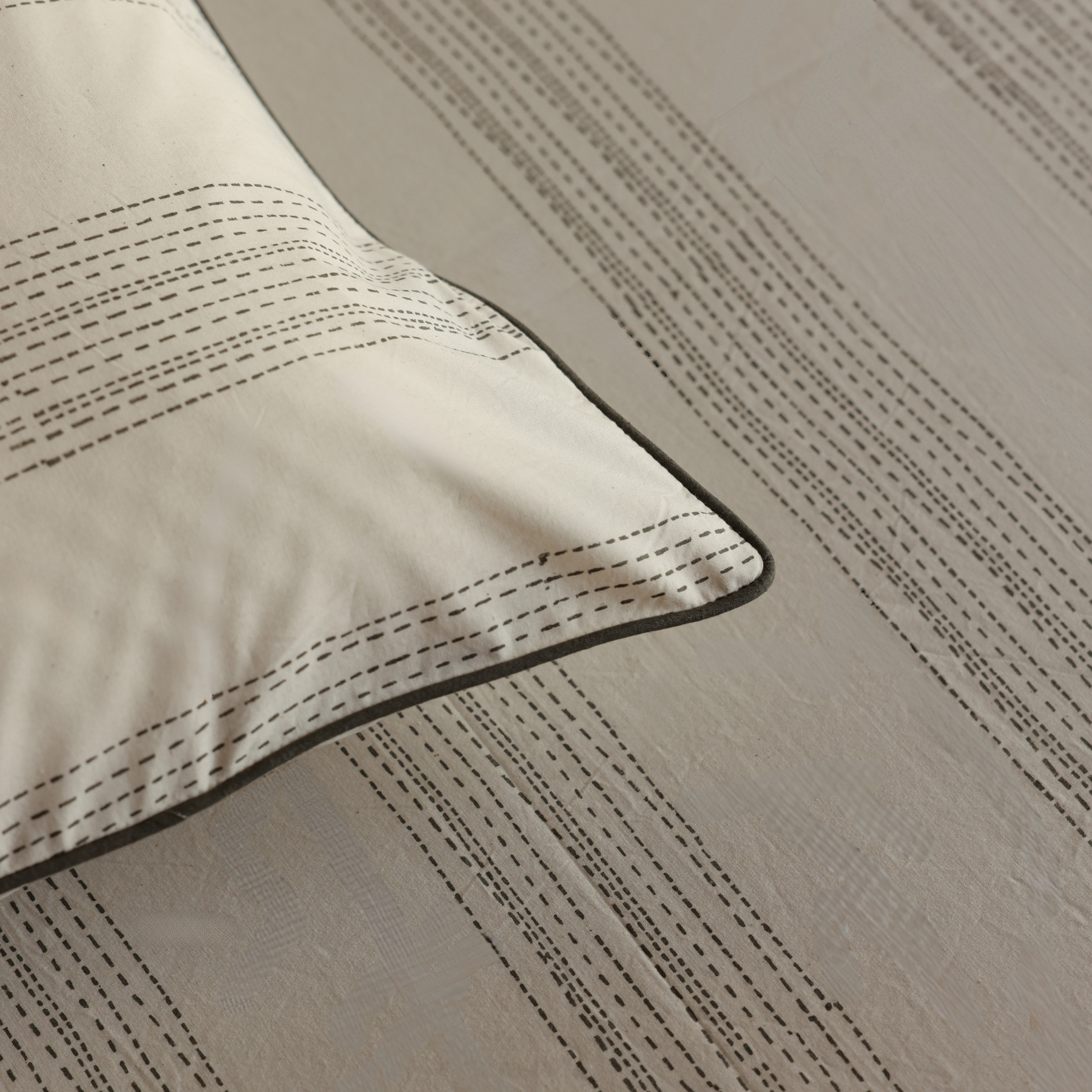 Willow Green Block Printed Percale Bedsheet Set